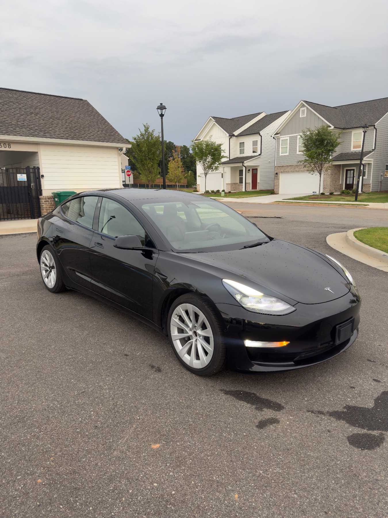 2022 Tesla Model 3 Long Range Sedan 4D