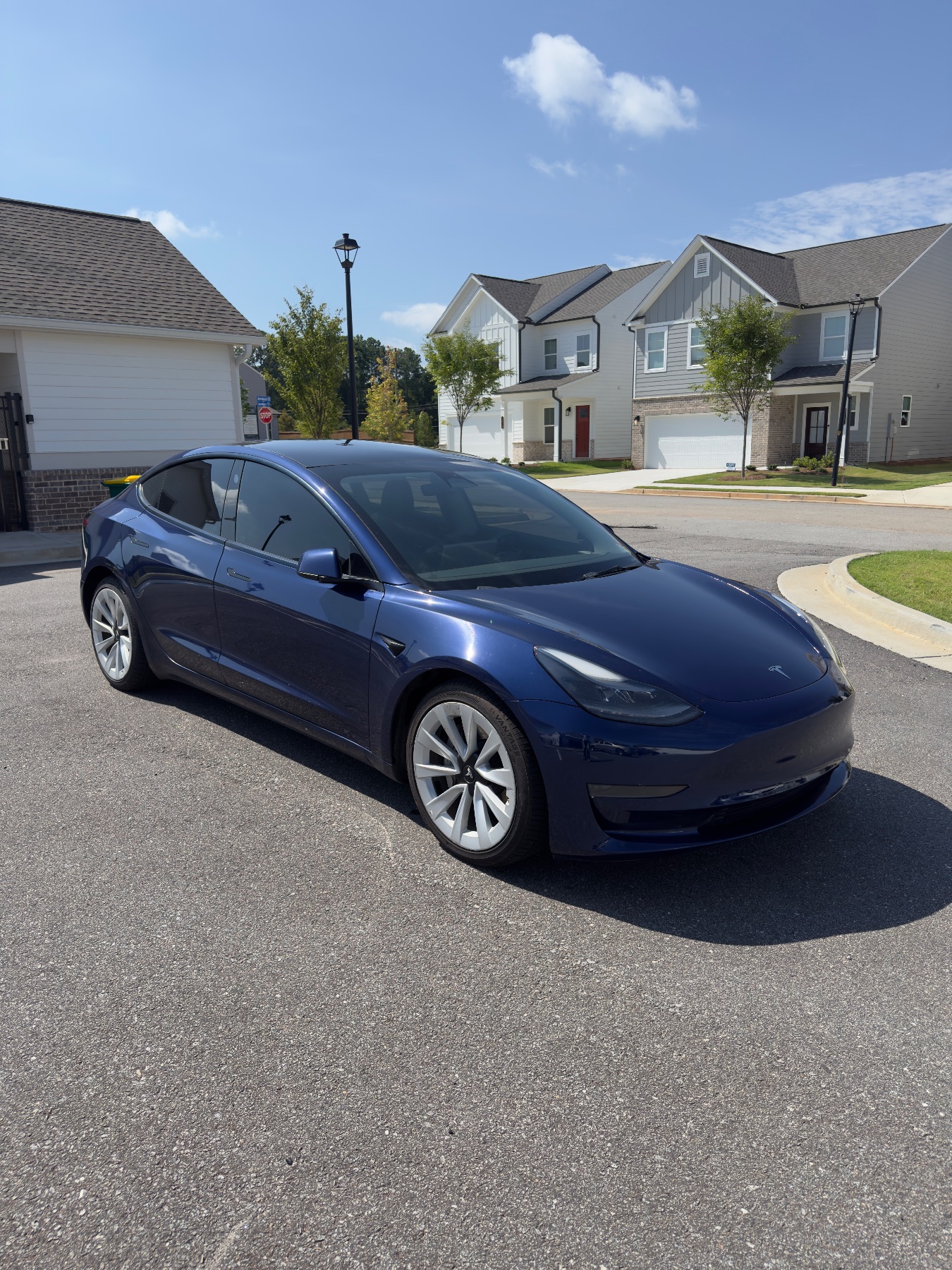 2022 Tesla Model 3 Standard Range Sedan 4D